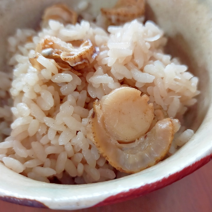 炊飯器で、ミニ帆立ごはん